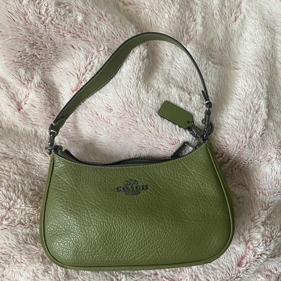 Coach Olive Green Leather Shoulder Bag